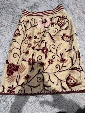 Mariella Rosati Embroidered Floral Beige Velvet Skirt
